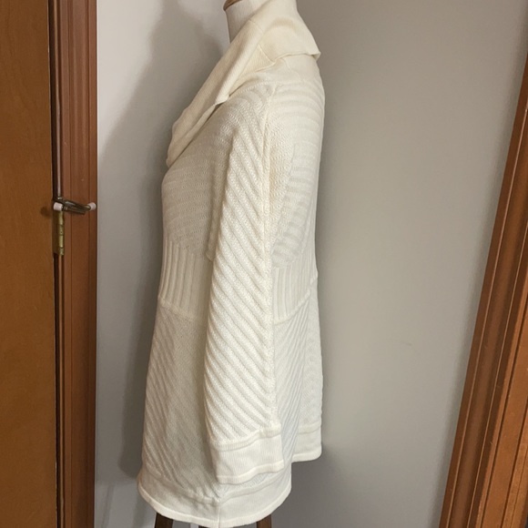 Cupio cream color sweater - Picture 6 of 11